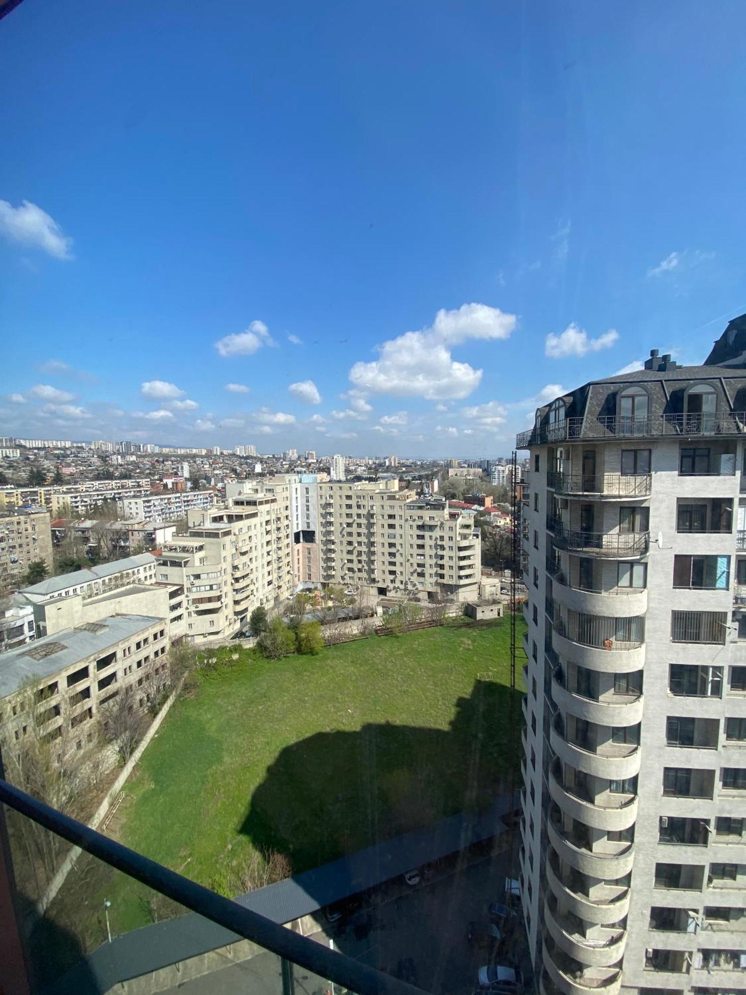 Tbilisi Hilton Apartment Exterior foto